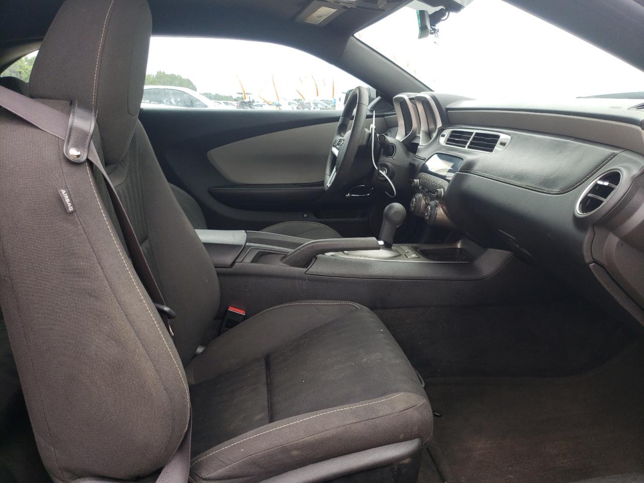 Photo 5 from auction – 2013 CHEVROLET CAMARO LS with VIN 2G1FA1E37D9223169