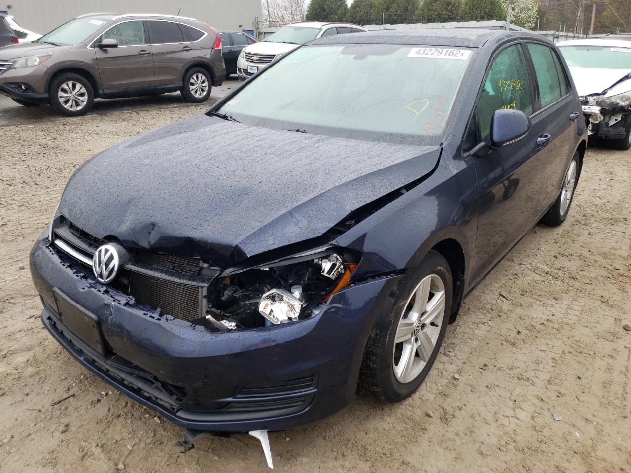 Photo 2 from auction – 2017 VOLKSWAGEN GOLF S with VIN 3VW217AU6HM060175