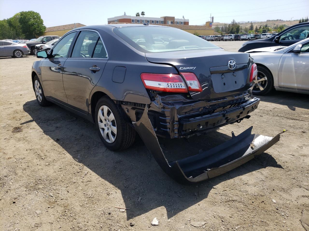 Photo 3 from auction – 2011 TOYOTA CAMRY BASE with VIN JTNBF3EK5B3005792