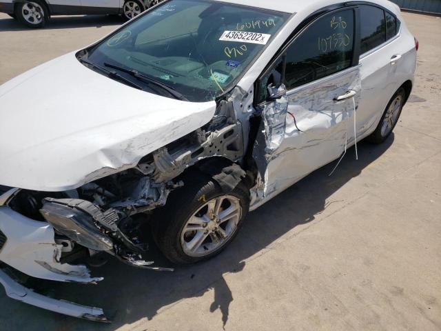Photo 9 from auction – 2017 CHEVROLET CRUZE LT with VIN 3G1BE6SMXHS601944