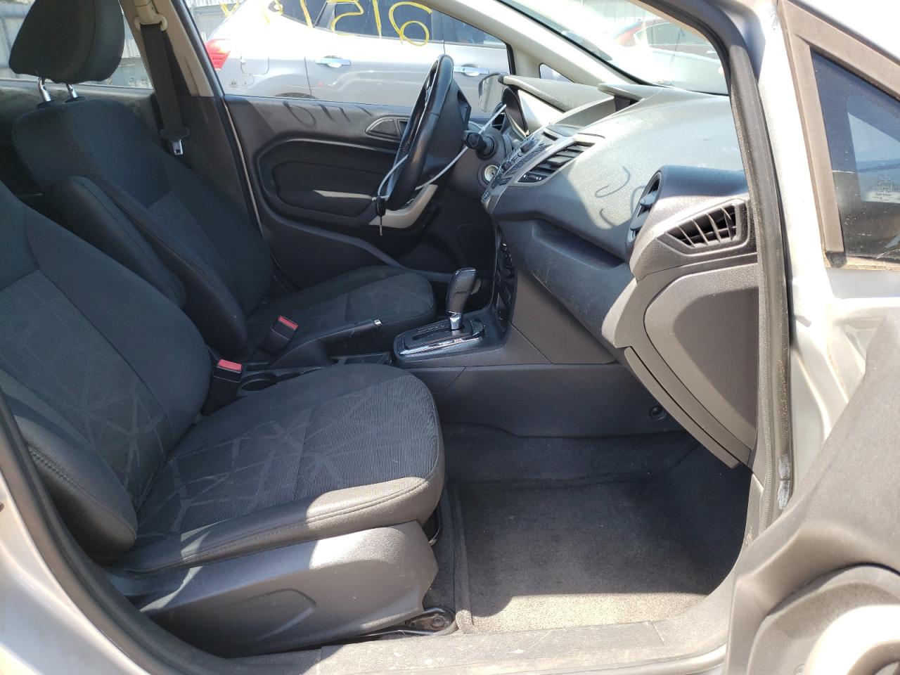 Photo 5 from auction – 2013 FORD FIESTA SE with VIN 3FADP4EJ8DM204561