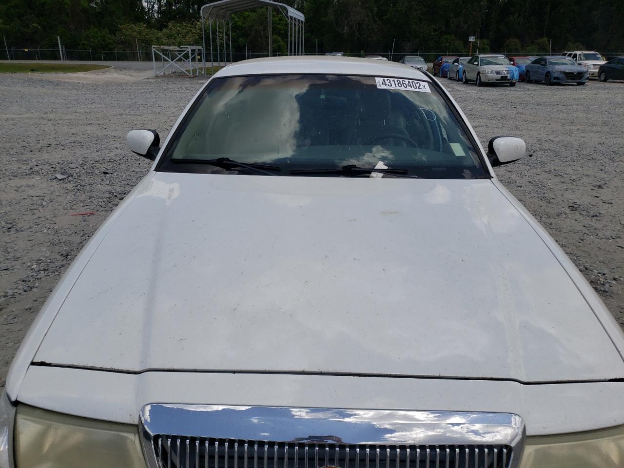 Photo 7 from auction – 2003 MERCURY GRAND MARQ with VIN 2MEFM75W83X630020