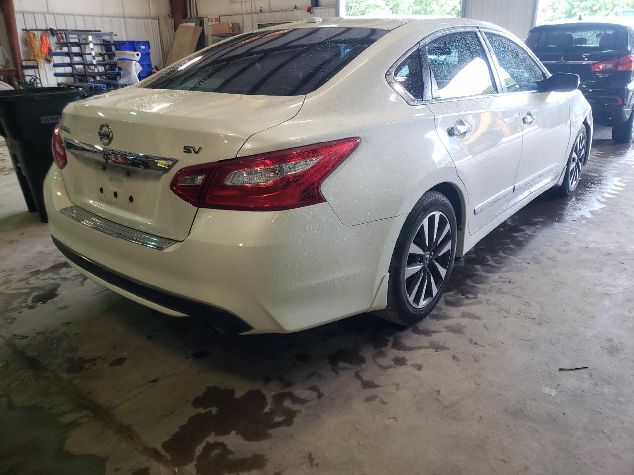 Photo 4 from auction – 2017 NISSAN ALTIMA 2.5 with VIN 1N4AL3AP7HC255219