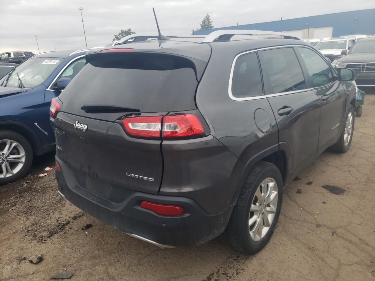 Photo 17 from auction – 2017 JEEP CHEROKEE L with VIN 1C4PJMDS4HW544153
