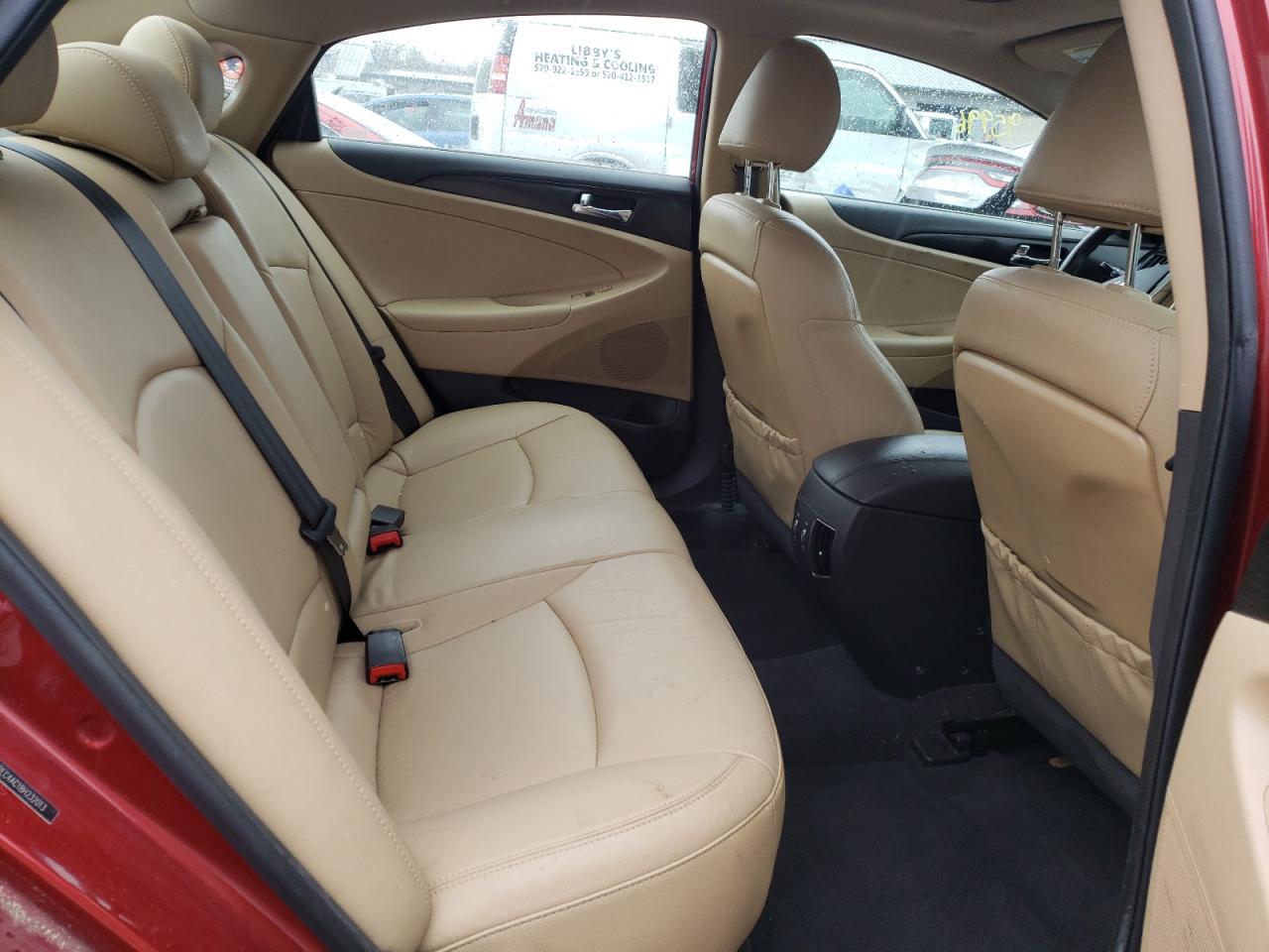 Photo 6 from auction – 2011 HYUNDAI SONATA SE with VIN 5NPEC4AC1BH232013