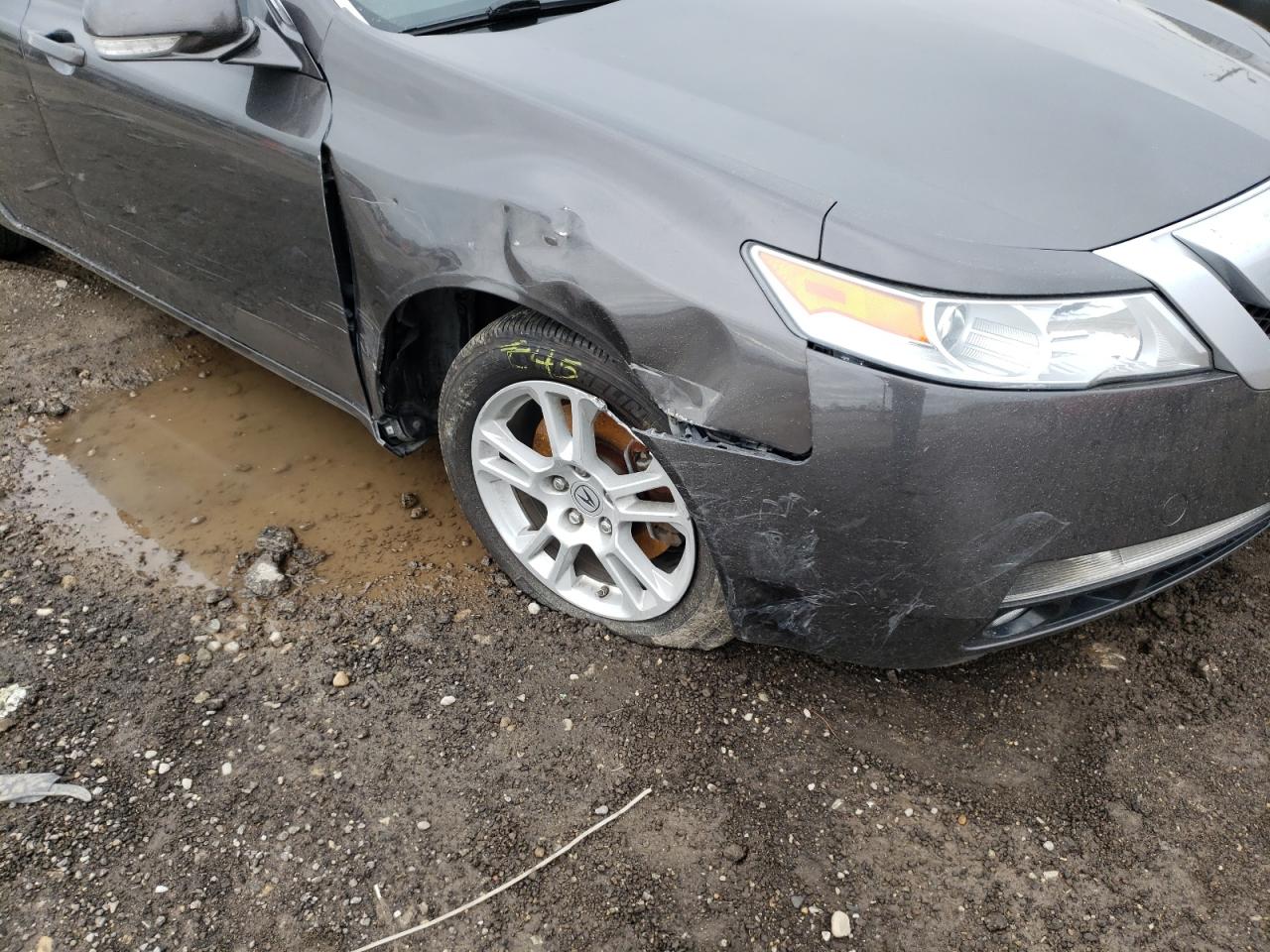Photo 9 from auction – 2011 ACURA TL with VIN 19UUA8F28BA004589