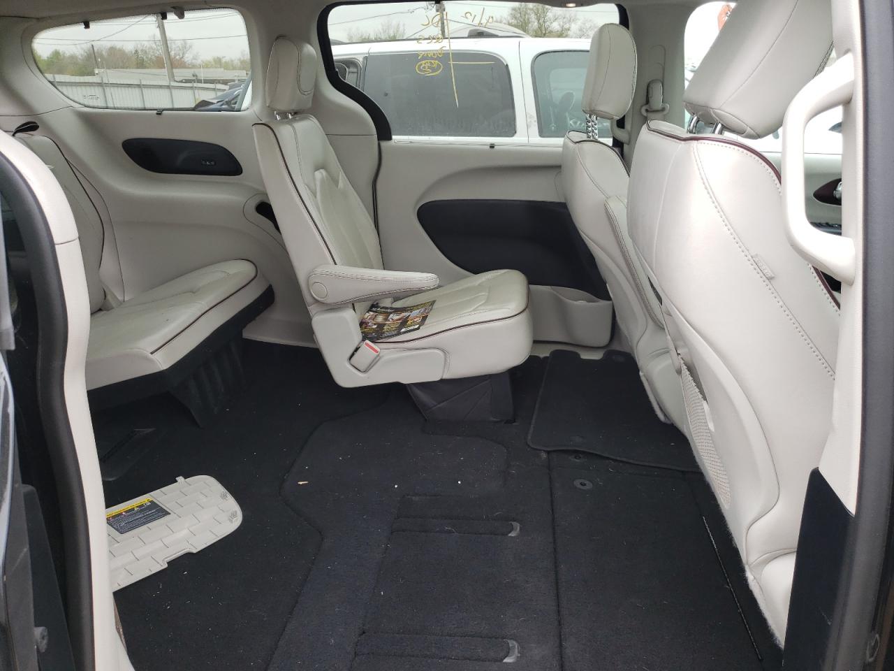 Photo 6 from auction – 2020 CHRYSLER PACIFICA L with VIN 2C4RC1GG3LR171441