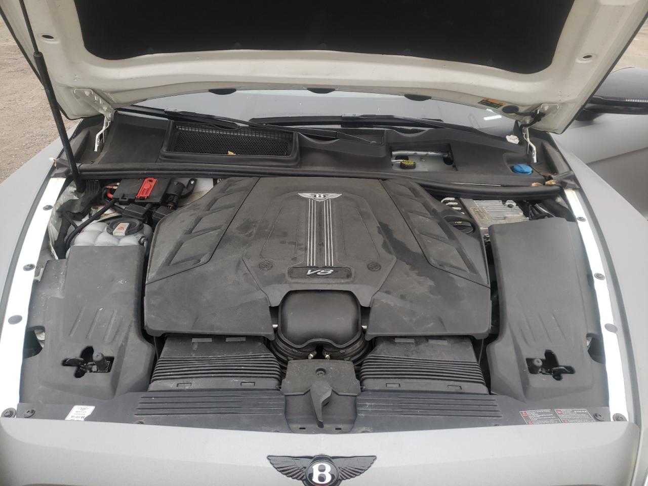 Photo 7 from auction – 2019 BENTLEY BENTAYGA with VIN SJAAM2ZV6KC024678
