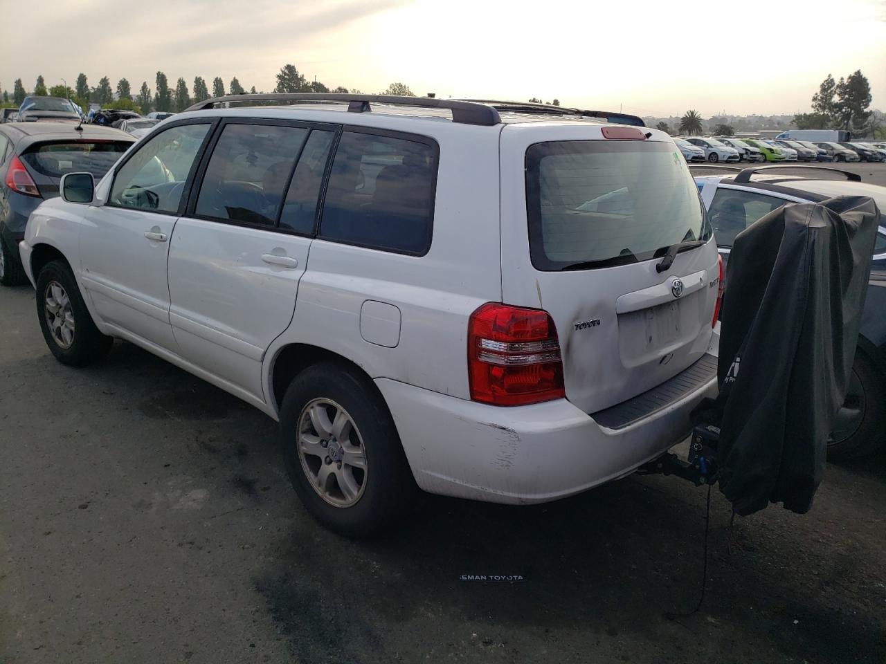 Photo 3 from auction – 2002 TOYOTA HIGHLANDER with VIN JTEHD21A920012902