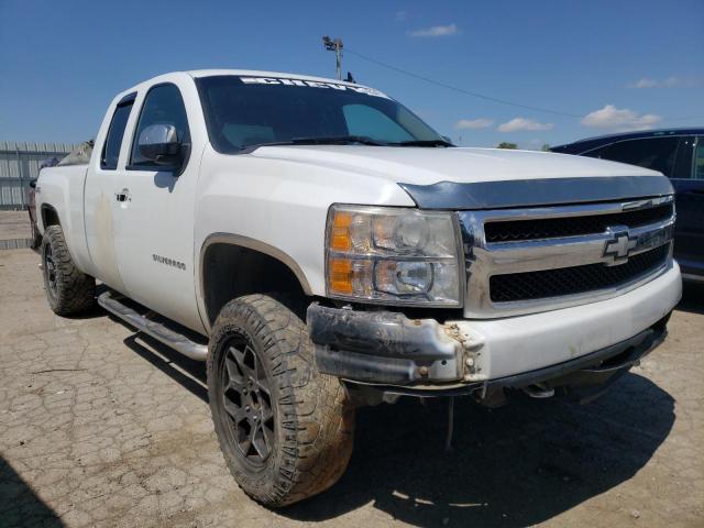 CHEVROLET SILVERADO 2013 with VIN 1GCRKSE73DZ114532 - Photo from auction