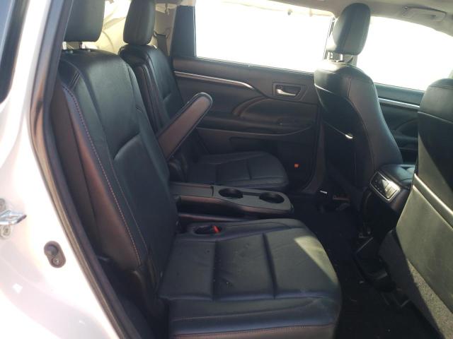 Photo 6 from auction – 2016 TOYOTA HIGHLANDER with VIN 5TDYKRFH3GS142977