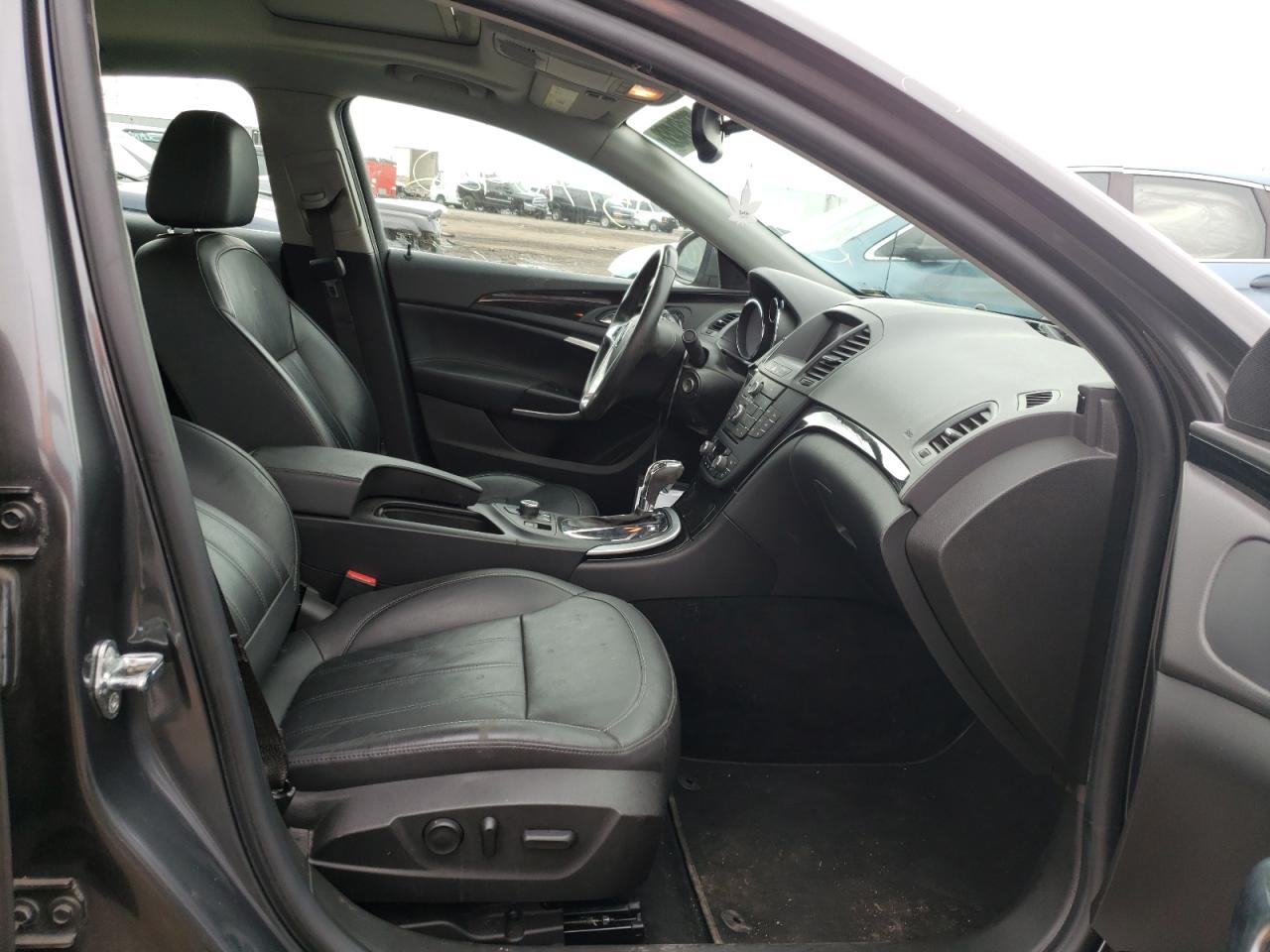 Photo 5 from auction – 2011 BUICK REGAL CXL with VIN W04G15GV1B1058121