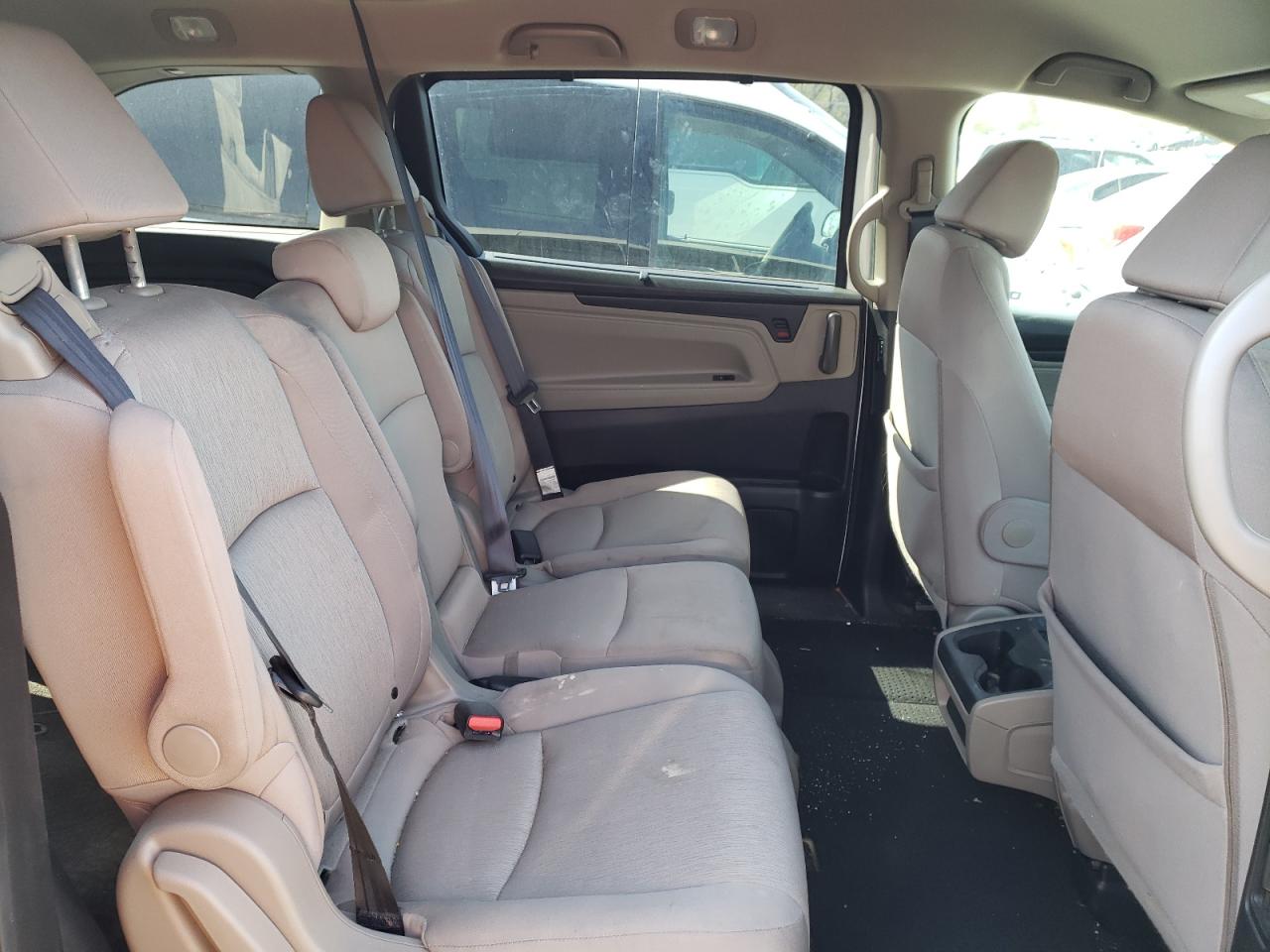 Photo 6 from auction – 2018 HONDA ODYSSEY EX with VIN 5FNRL6H56JB013873