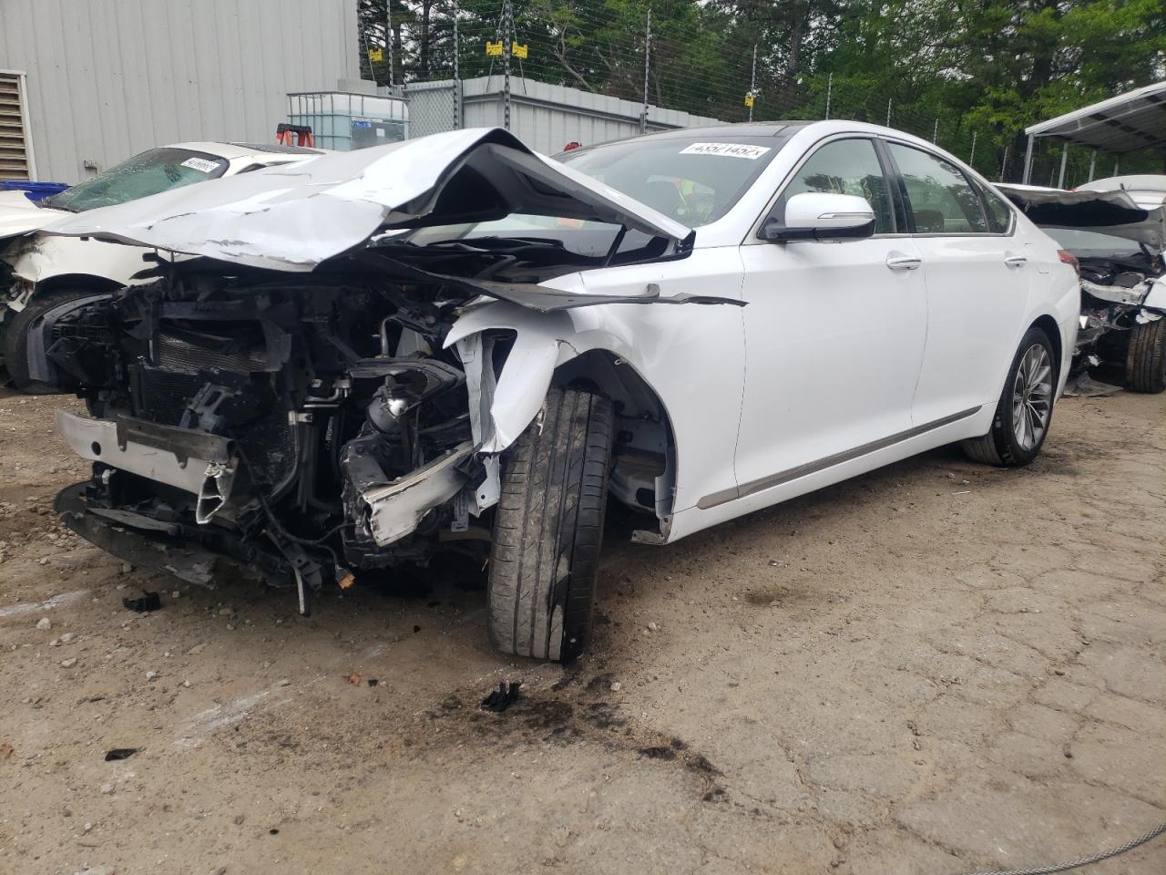 Photo 2 from auction – 2016 HYUNDAI GENESIS 3. with VIN KMHGN4JE9GU127054