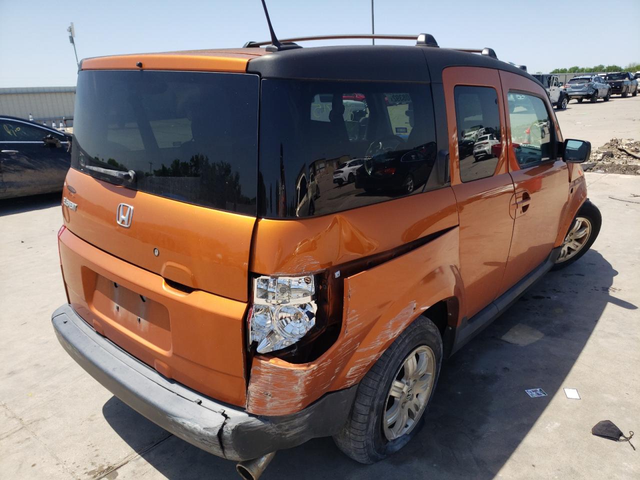 Photo 4 from auction – 2006 HONDA ELEMENT EX with VIN 5J6YH18756L007630