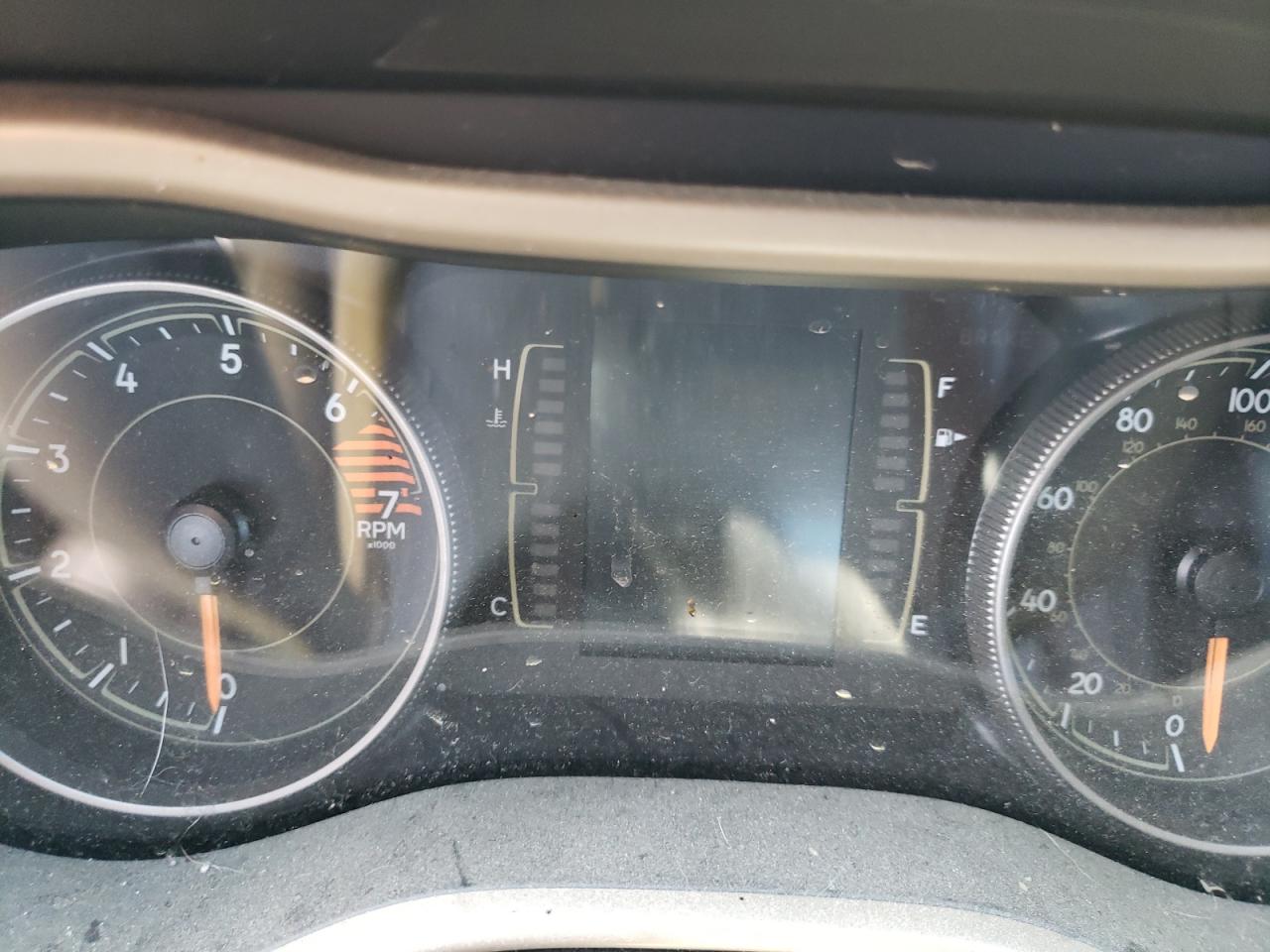 Photo 8 from auction – 2018 JEEP CHEROKEE L with VIN 1C4PJMCB8JD547950