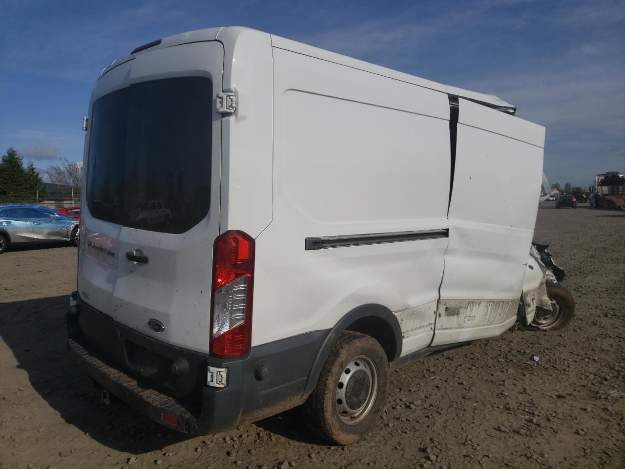 Photo 4 from auction – 2015 FORD TRANSIT T- with VIN 1FTNR2CG9FKB26175