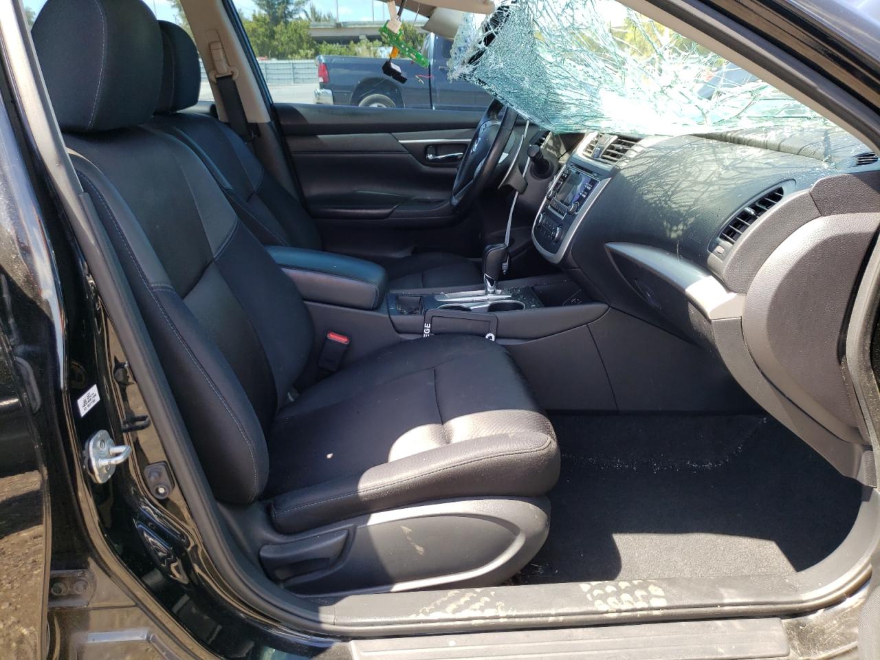 Photo 5 from auction – 2016 NISSAN ALTIMA 2.5 with VIN 1N4AL3APXGC285121