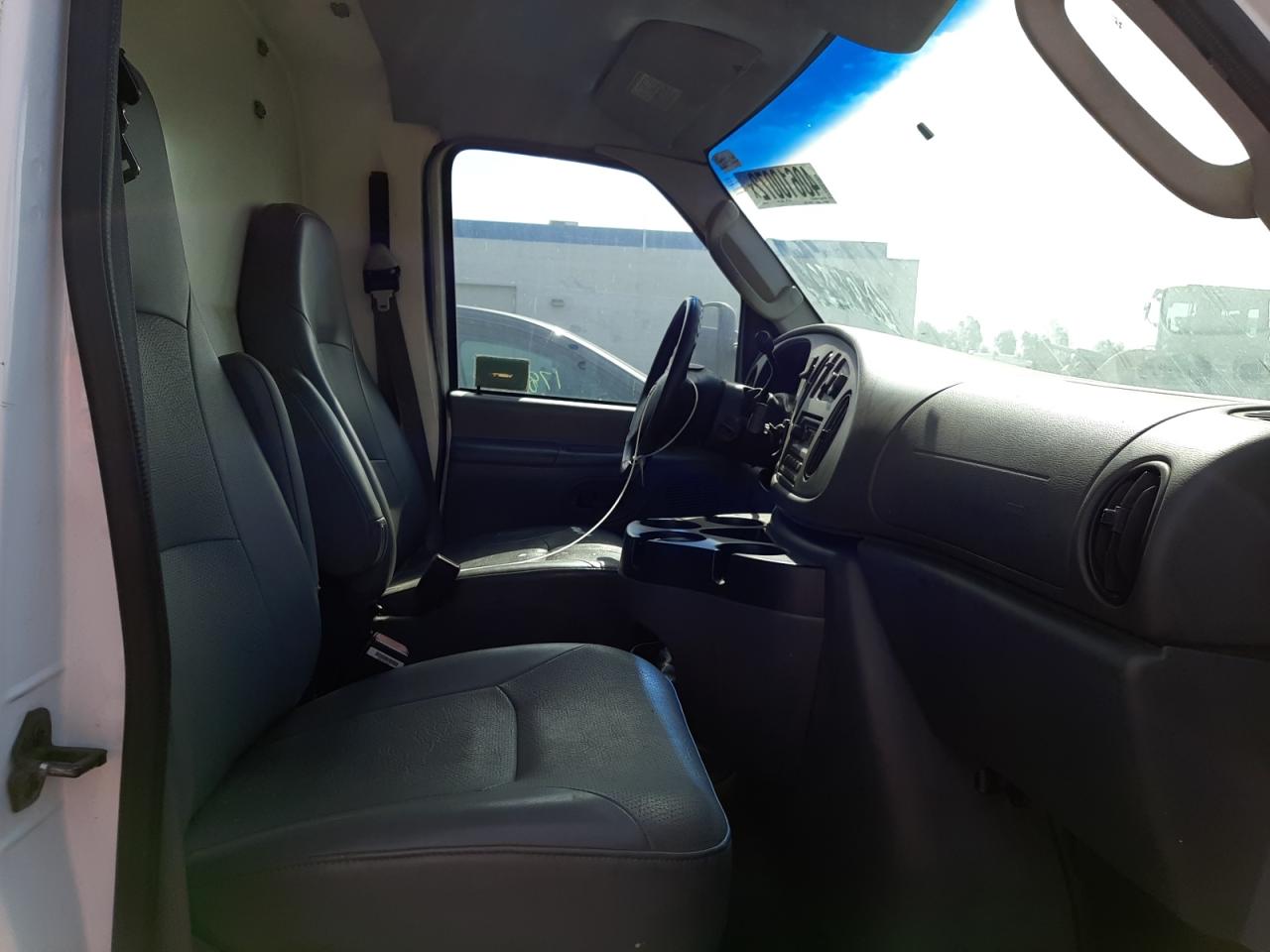 Photo 5 from auction – 2012 FORD ECONOLINE with VIN 1FTSS34P67DA44292