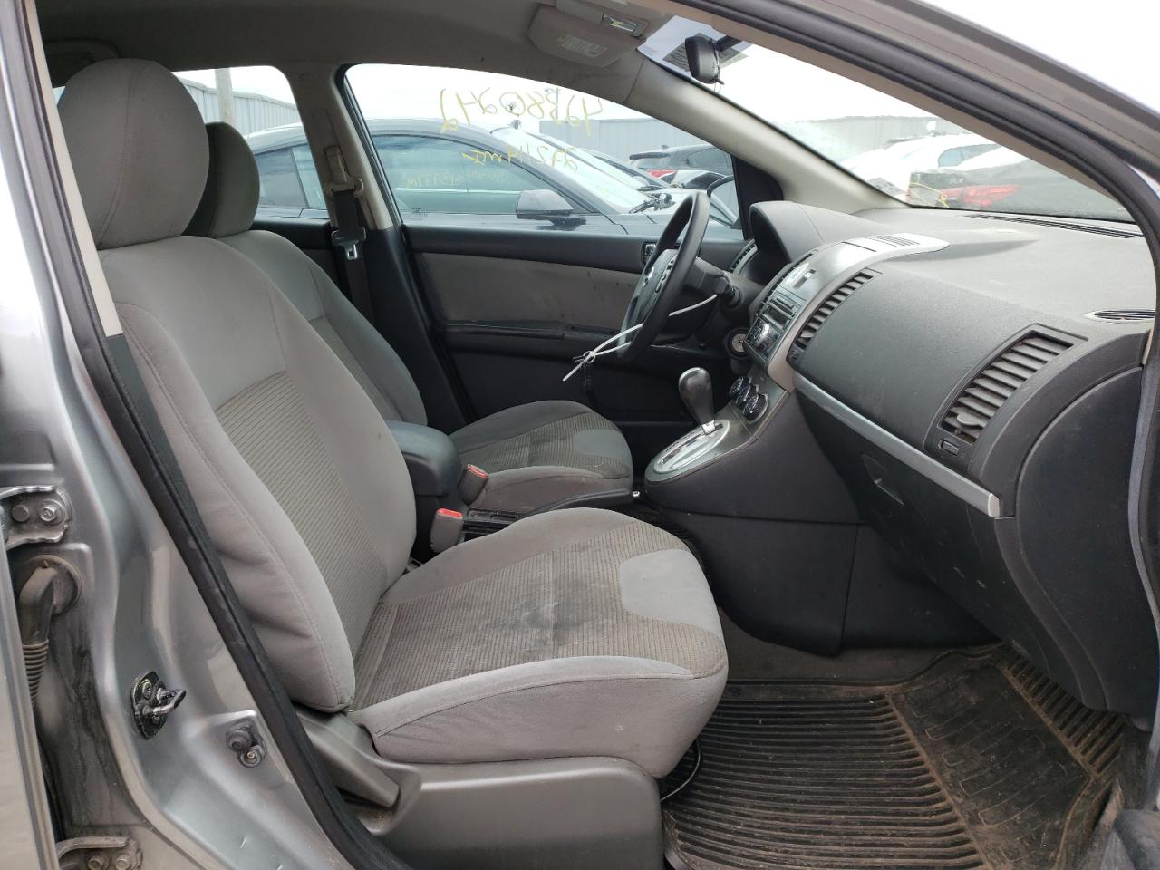 Photo 5 from auction – 2011 NISSAN SENTRA with VIN 3N1AB6AP3BL689747