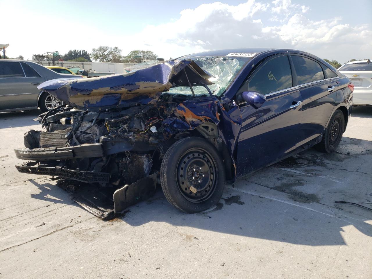 Photo 2 from auction – 2012 HYUNDAI SONATA GLS with VIN 5NPEB4AC2CH476550