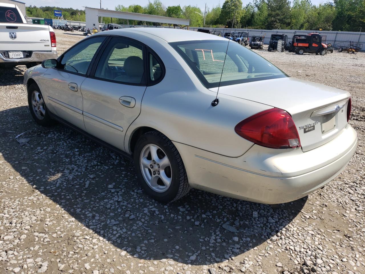 Photo 3 from auction – 2003 FORD TAURUS SES with VIN 1FAFP55U53A106611
