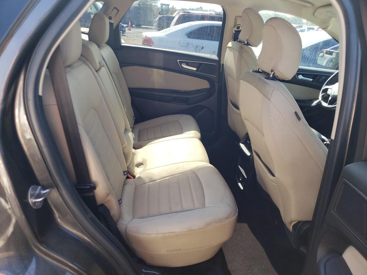 Photo 6 from auction – 2016 FORD EDGE SE with VIN 2FMPK3G97GBB83805