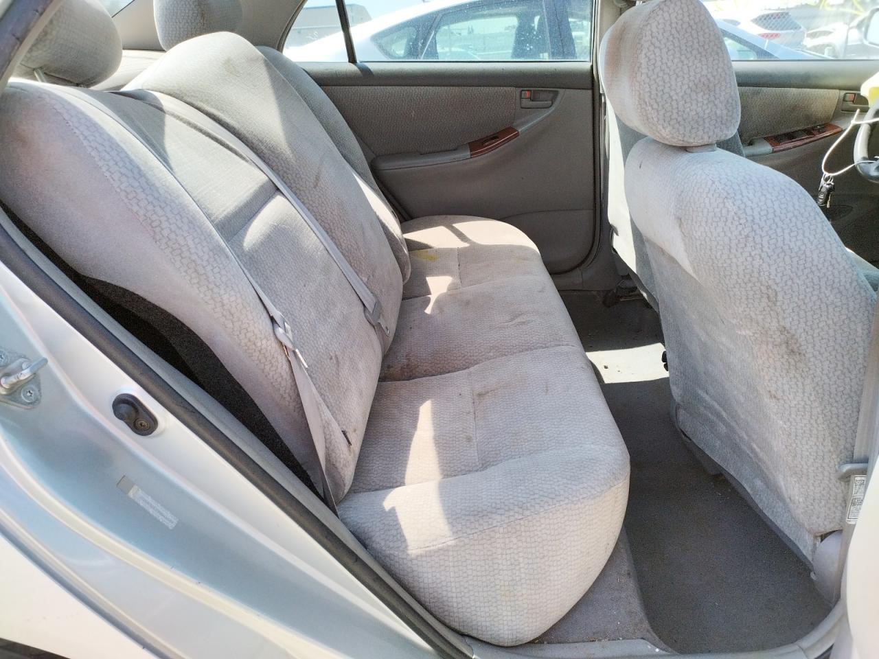 Photo 6 from auction – 2003 TOYOTA COROLLA CE with VIN JTDBR32E230044689