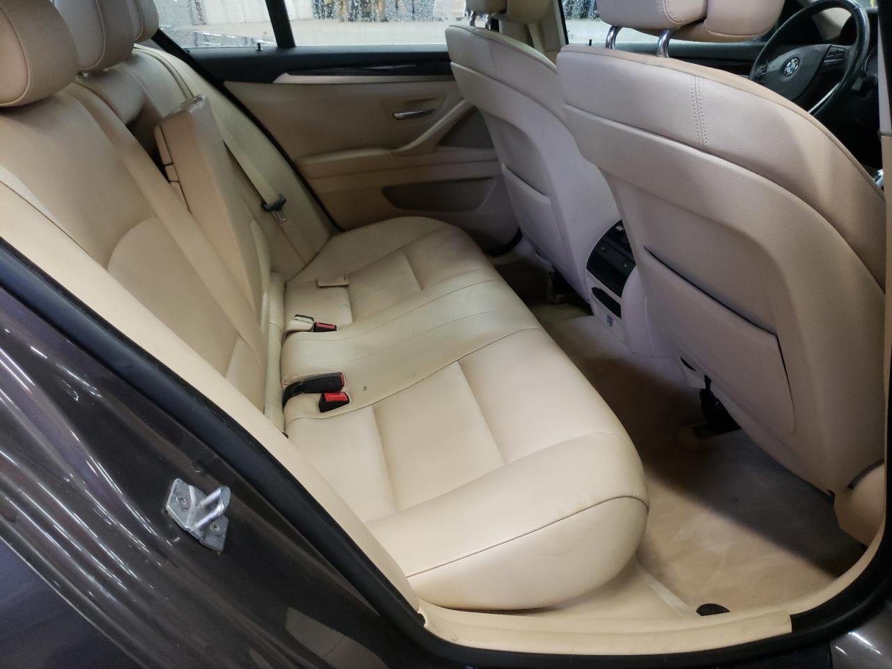 Photo 6 from auction – 2013 BMW 528 XI with VIN WBAXH5C58DDW14348