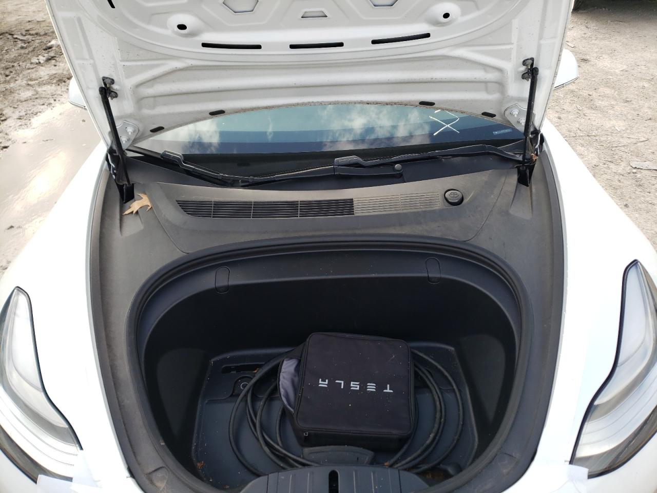 Photo 7 from auction – 2019 TESLA MODEL 3 with VIN 5YJ3E1EA6KF483973