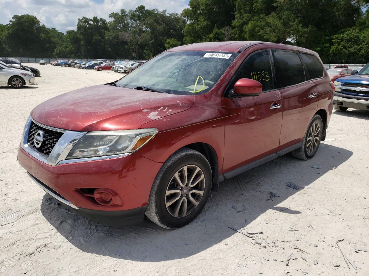 Photo 2 from auction – 2015 NISSAN PATHFINDER with VIN 5N1AR2MN4FC615858