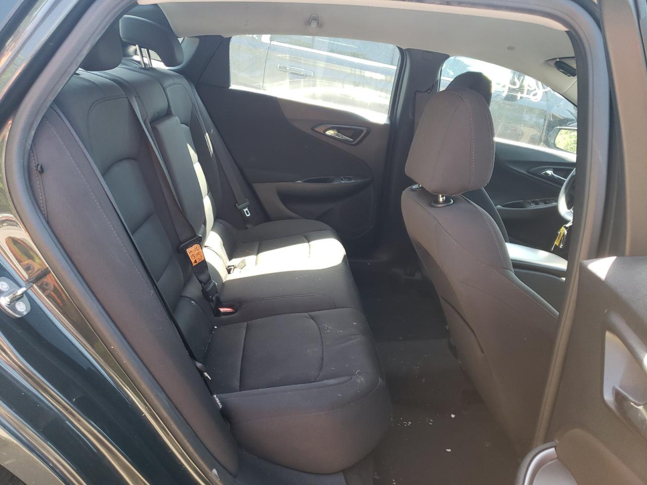 Photo 18 from auction – 2017 CHEVROLET MALIBU LS with VIN 1G1ZB5ST1HF246045
