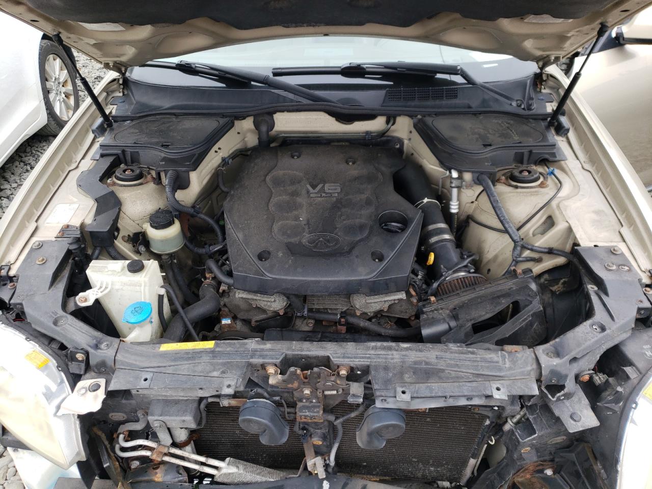 Photo 7 from auction – 2004 INFINITI FX35 with VIN JNRAS08W94X216689