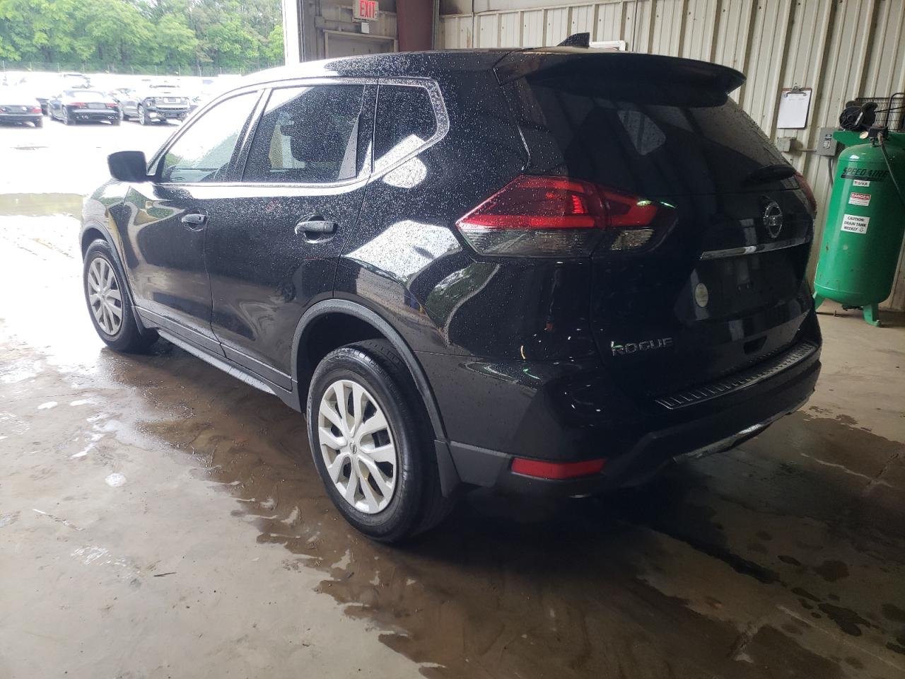 Photo 3 from auction – 2018 NISSAN ROGUE S with VIN JN8AT2MT5JW457921