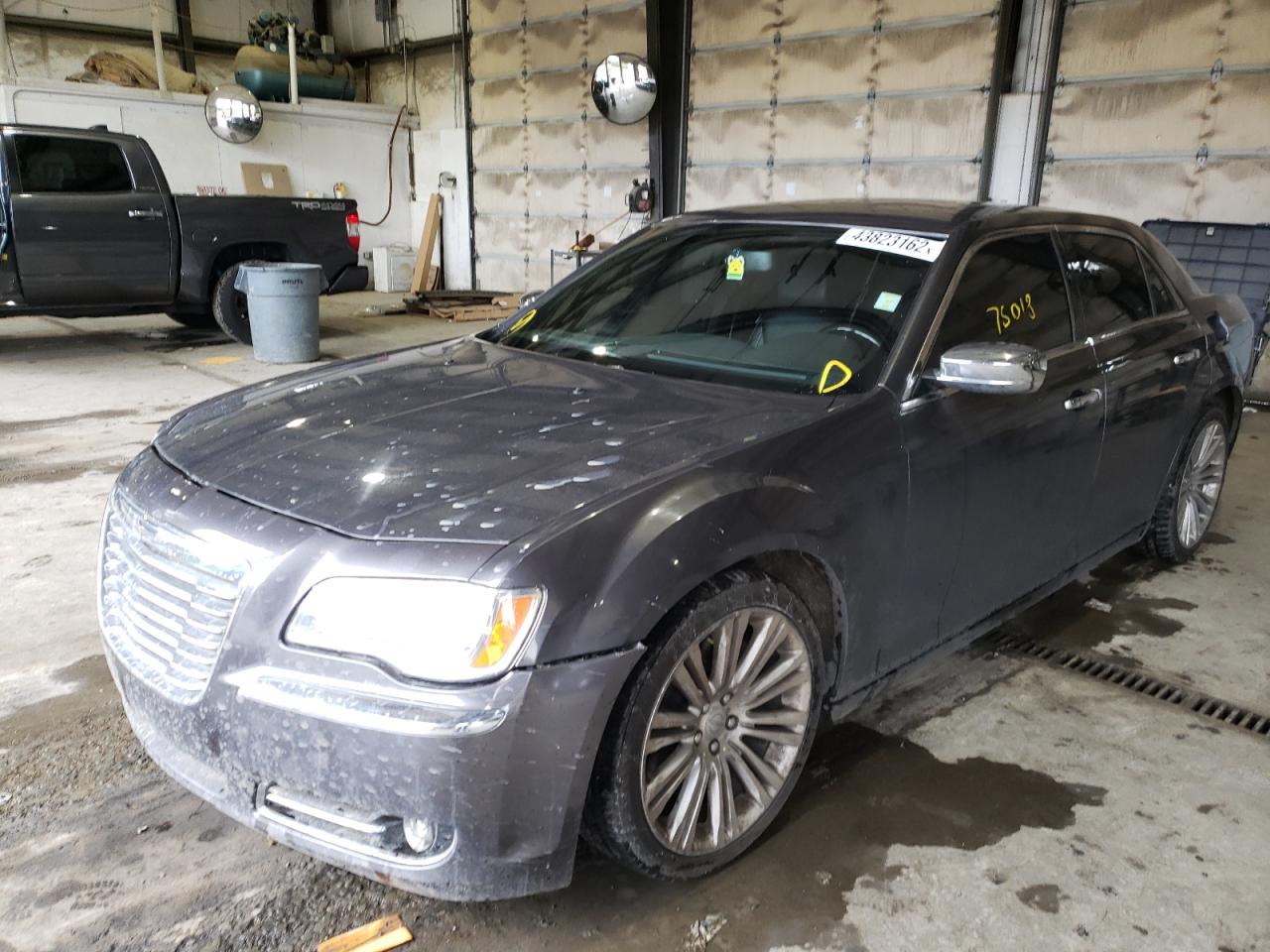 Photo 2 from auction – 2013 CHRYSLER 300C with VIN 2C3CCAET6DH644606