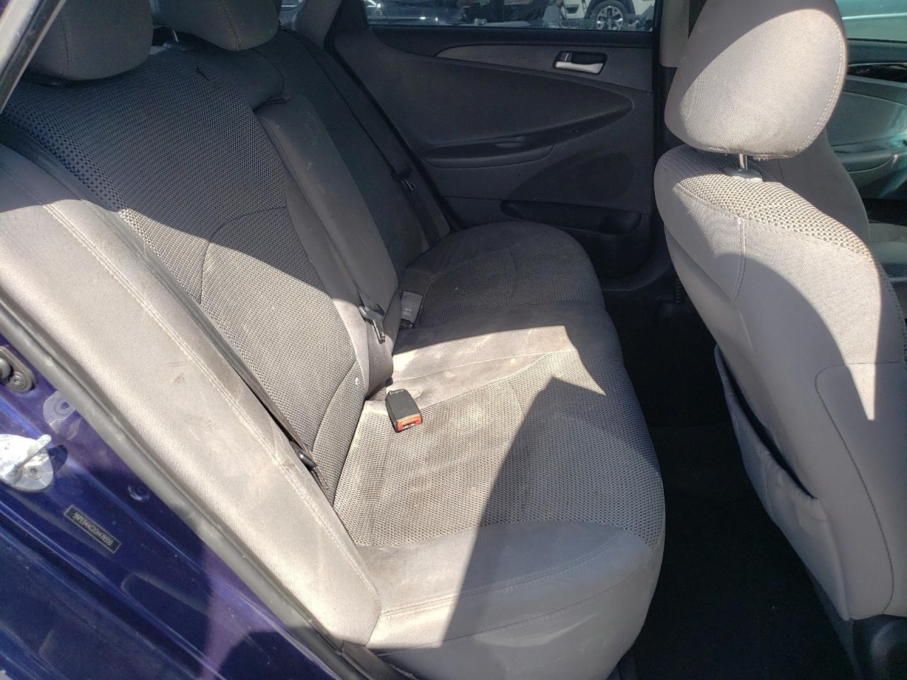 Photo 6 from auction – 2012 HYUNDAI SONATA GLS with VIN 5NPEB4AC2CH476550