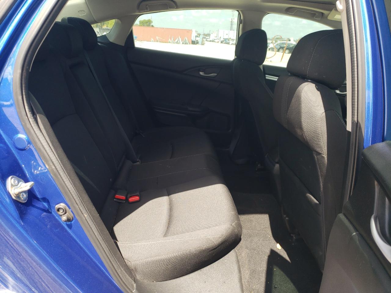 Photo 6 from auction – 2016 HONDA CIVIC EX with VIN 19XFC1F35GE010078