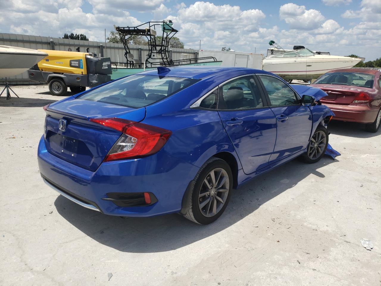 Photo 4 from auction – 2019 HONDA CIVIC EX with VIN 19XFC1F32KE007440