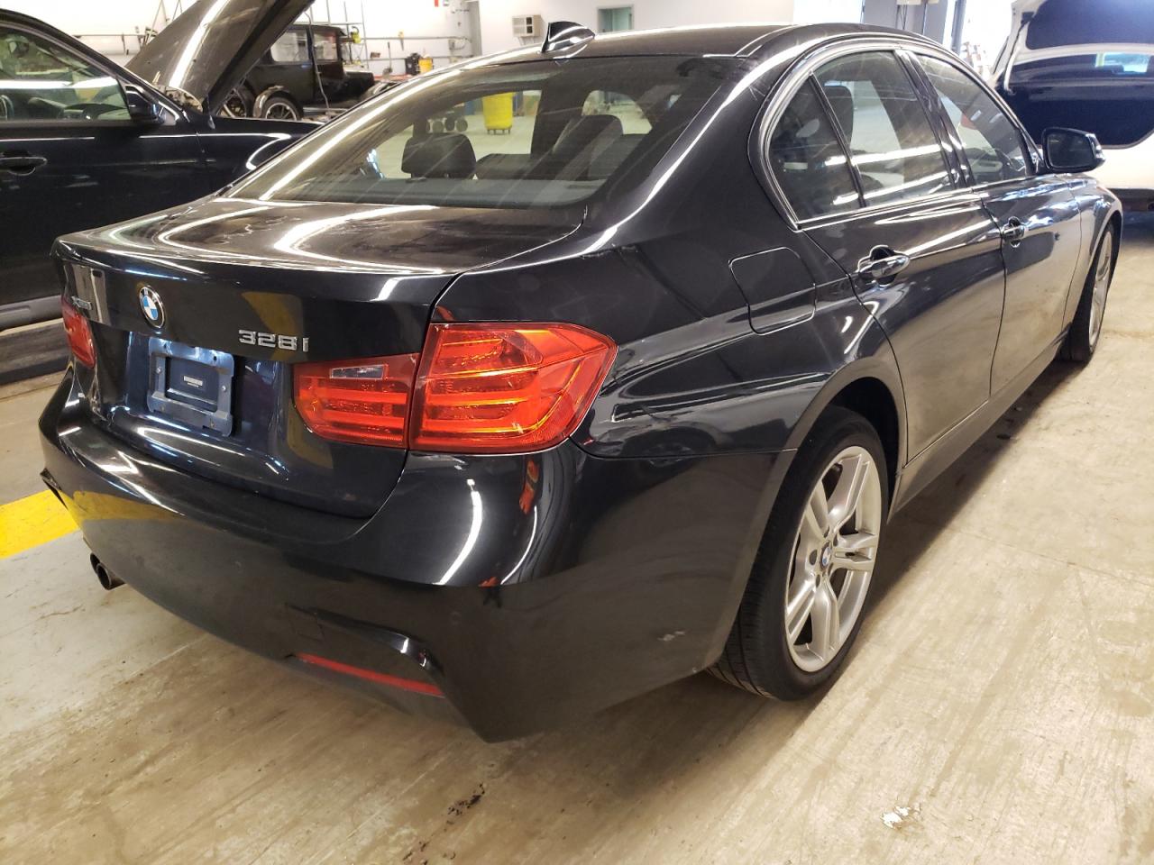 Photo 4 from auction – 2013 BMW 328 XI with VIN WBA3B3C57DF541384