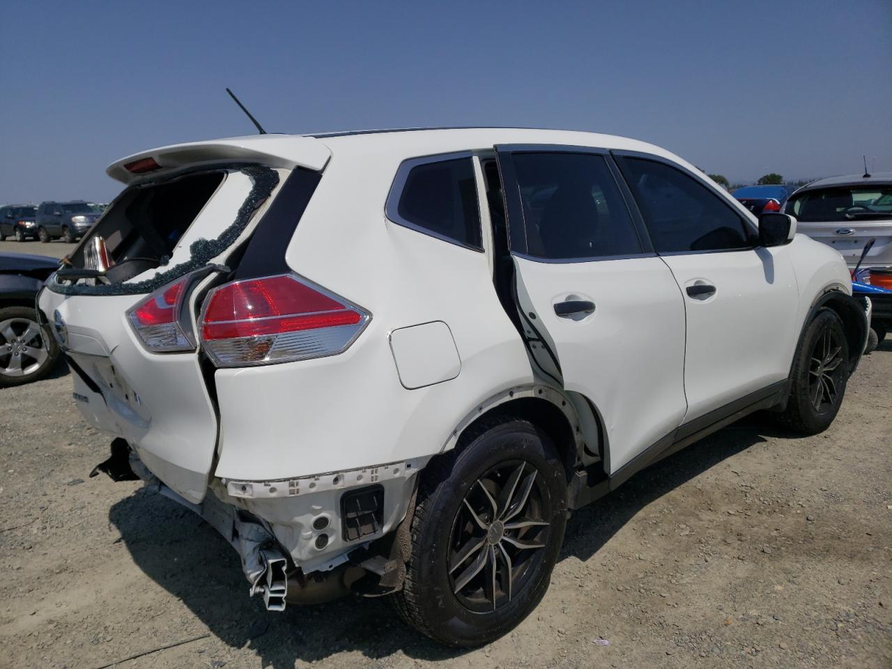 Zdjęcie 4 z aukcji – 2016 NISSAN ROGUE S z VIN KNMAT2MT8GP612444