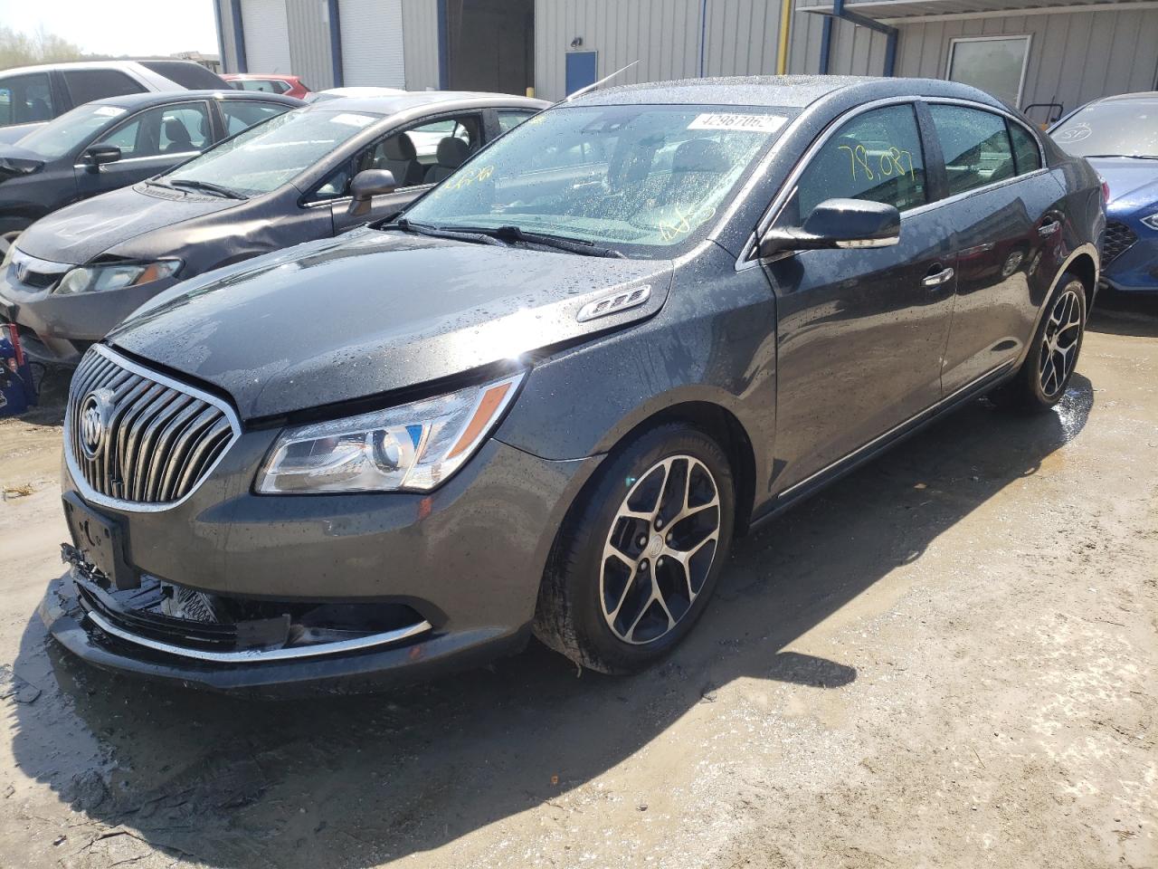Photo 2 from auction – 2016 BUICK LACROSSE S with VIN 1G4G45G31GF229709