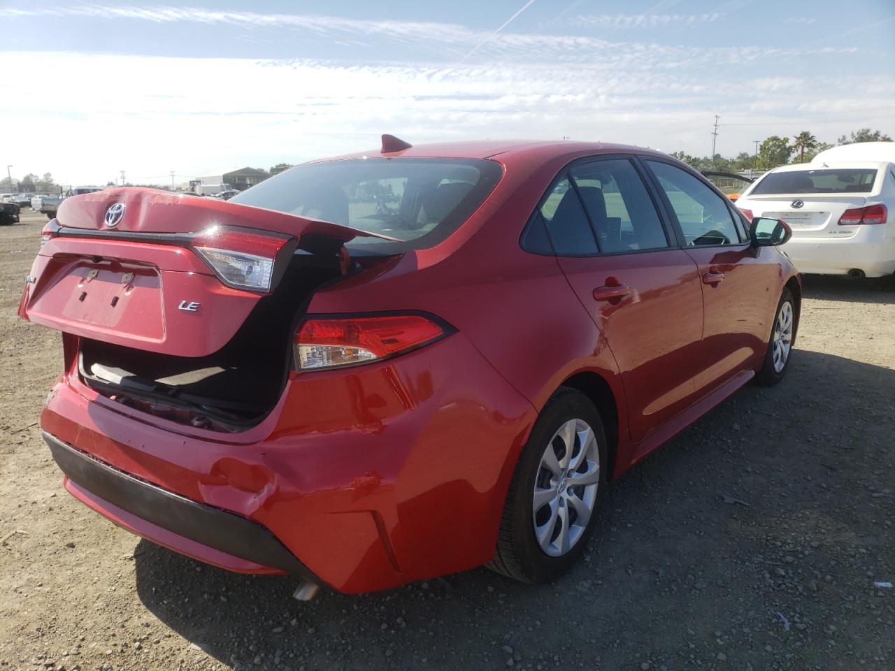 Photo 4 from auction – 2021 TOYOTA COROLLA LE with VIN 5YFEPMAE4MP213726