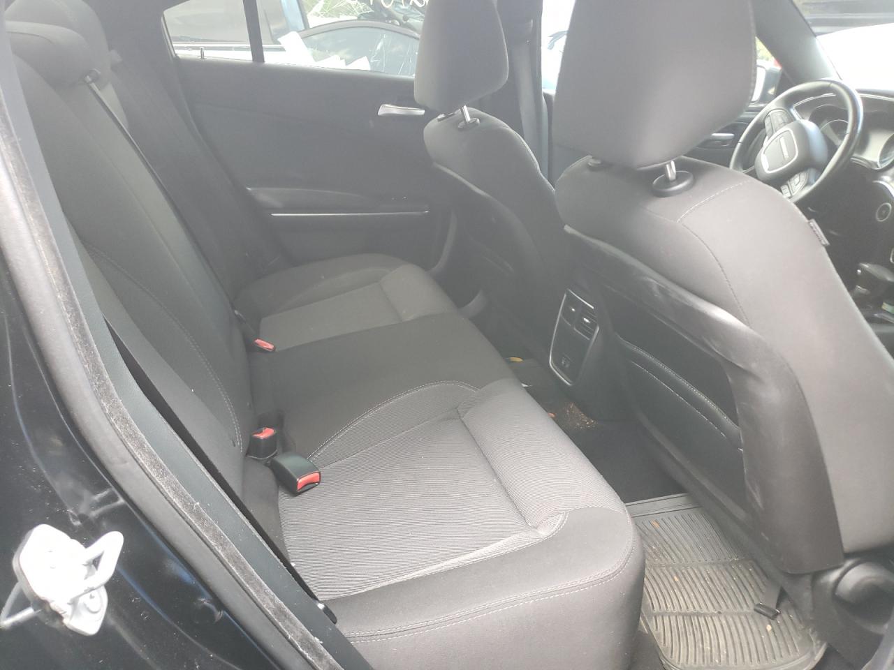 Photo 6 from auction – 2016 DODGE CHARGER SE with VIN 2C3CDXBG8GH104833