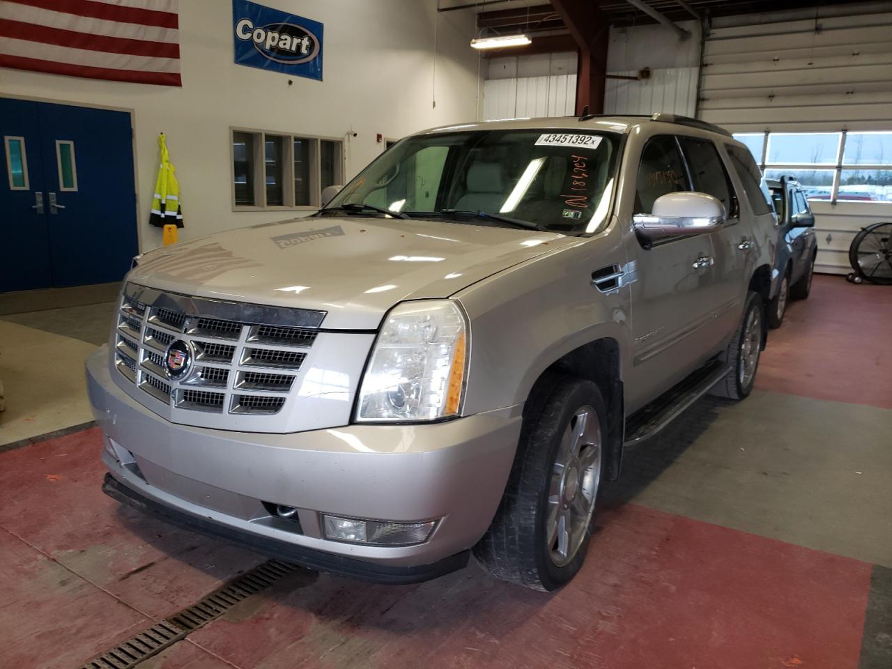 Photo 2 from auction – 2007 CADILLAC ESCALADE L with VIN 1GYFK63887R183799