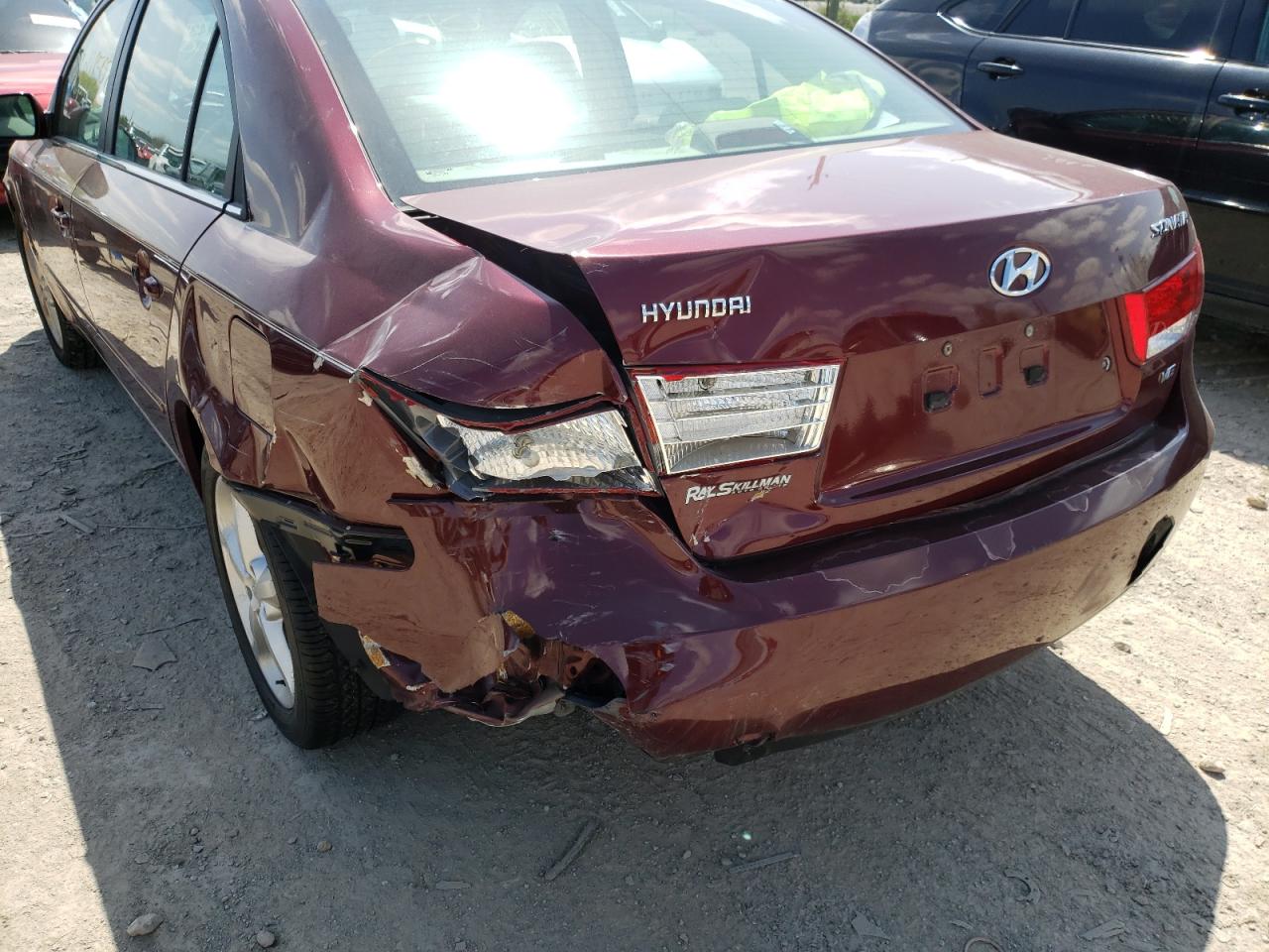Photo 9 from auction – 2007 HYUNDAI SONATA SE with VIN 5NPEU46F47H192209