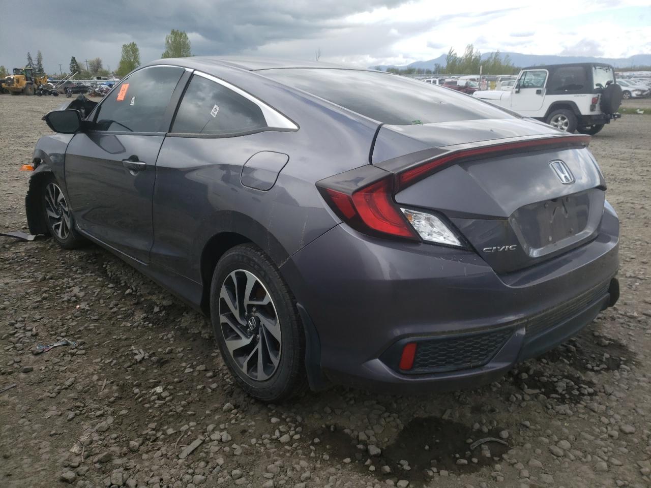 Photo 3 from auction – 2016 HONDA CIVIC LX with VIN 2HGFC4B05GH304132