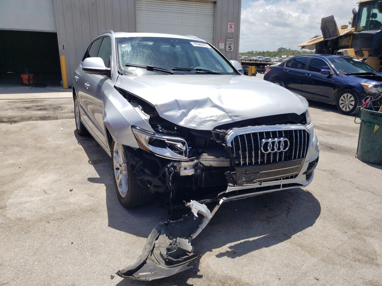 AUDI Q5 PREMIUM 2014 with VIN WA1DGAFP7EA067925 - Photo from auction