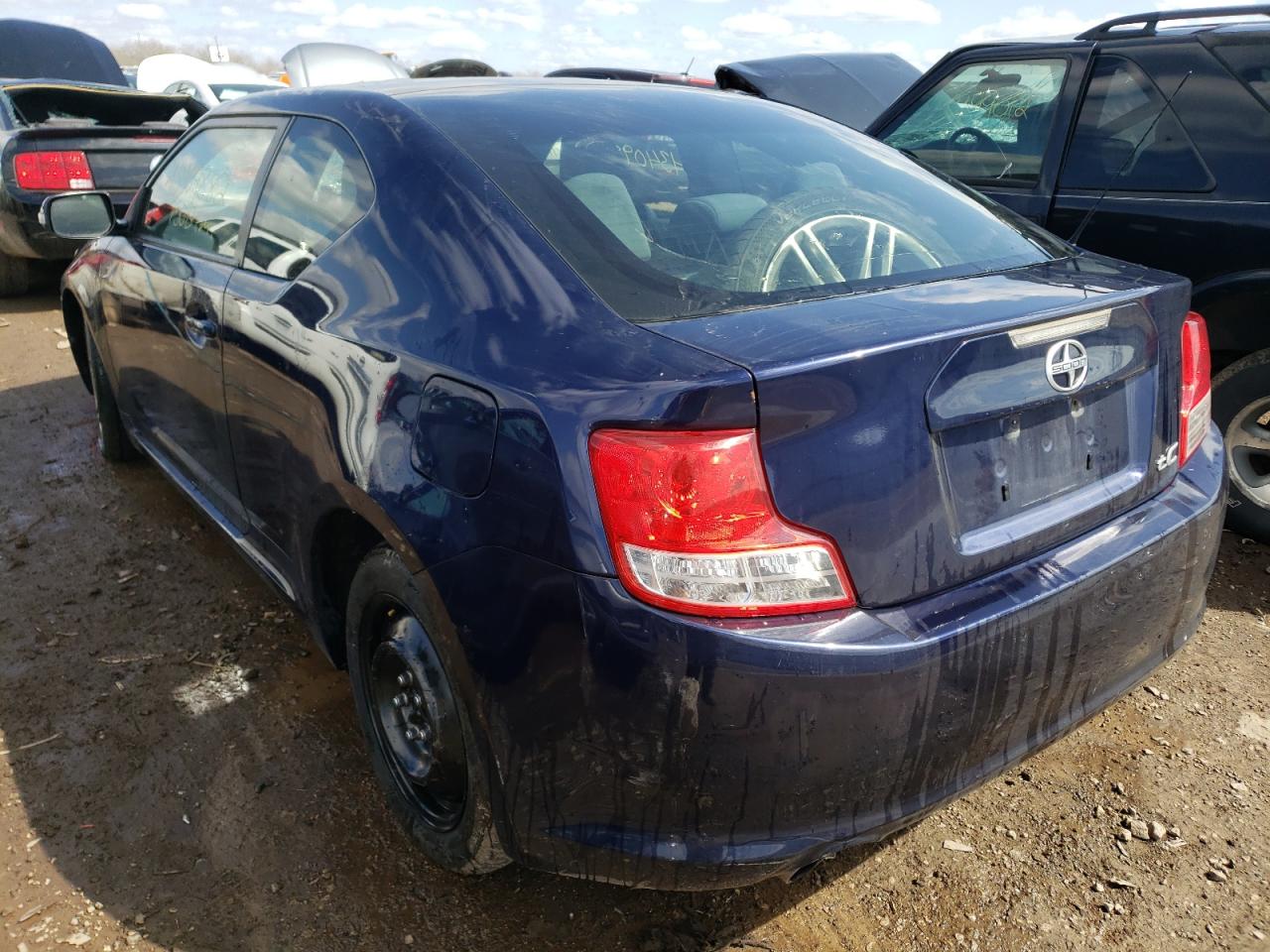 Photo 3 from auction – 2013 TOYOTA SCION TC with VIN JTKJF5C79D3053916