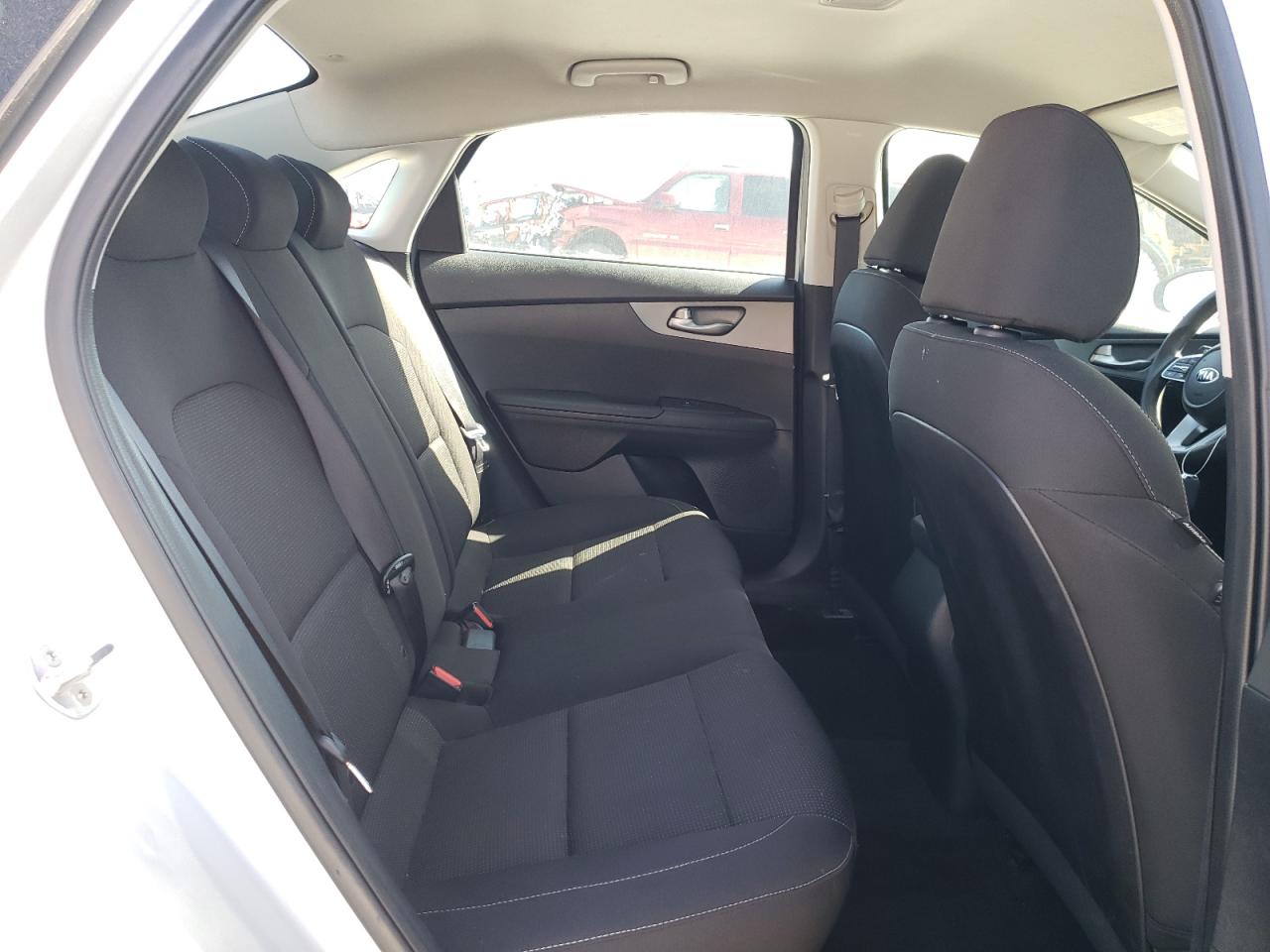 Photo 6 from auction – 2020 KIA FORTE FE with VIN 3KPF24AD7LE152592