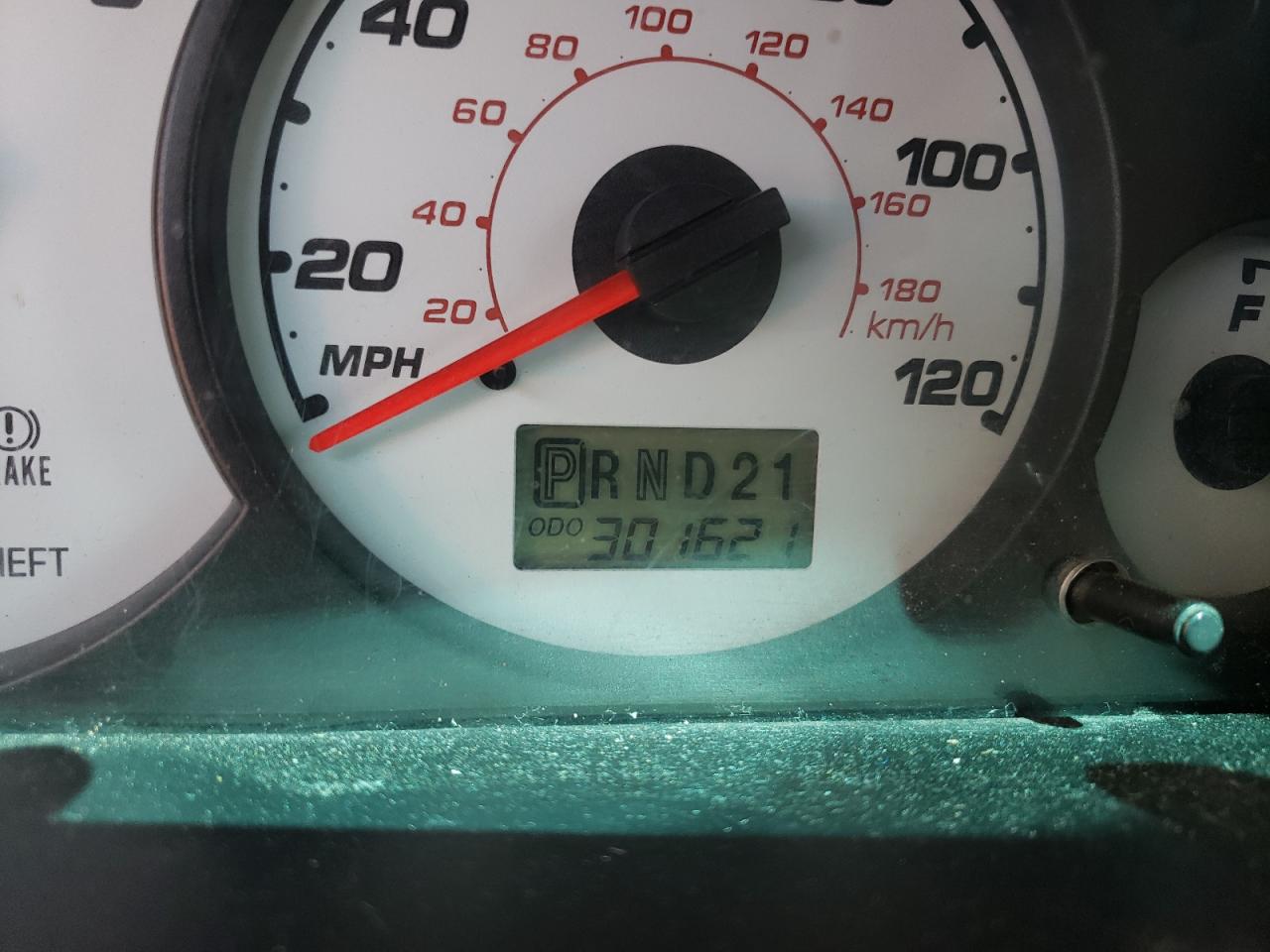 Photo 8 from auction – 2003 FORD ESCAPE XLT with VIN 1FMYU03103KD78903